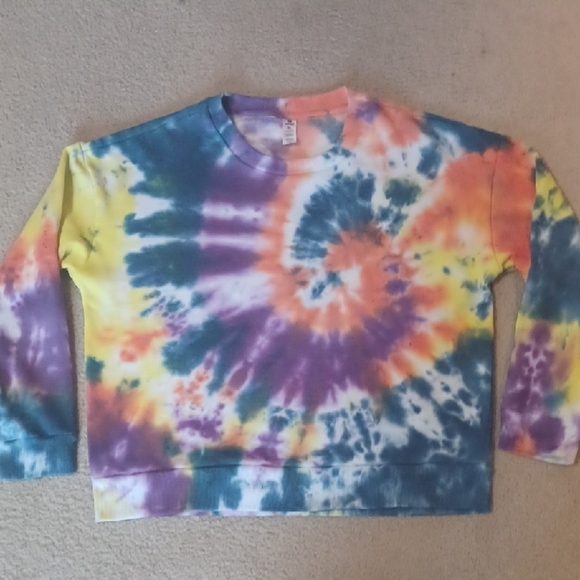 90 Degree By Reflex Handmade Tie-Dye Sweatshirt - Picture 1 of 13